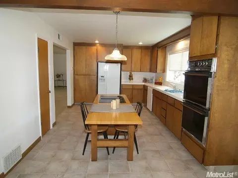1683 E Canal Dr, Turlock, CA 95380 photo 15