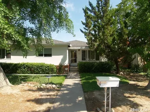 1683 E Canal Dr, Turlock, CA 95380 photo 1