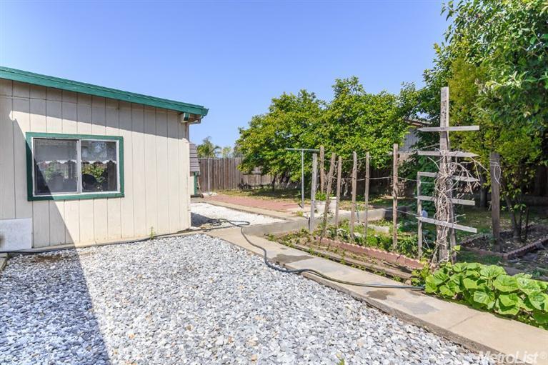 369 Gardner Pl, Lathrop, CA 95330 photo 15