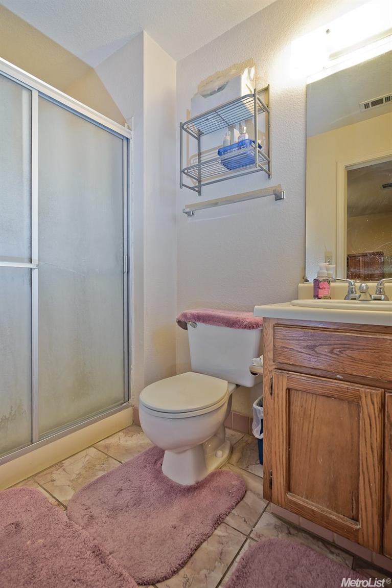 369 Gardner Pl, Lathrop, CA 95330 photo 13