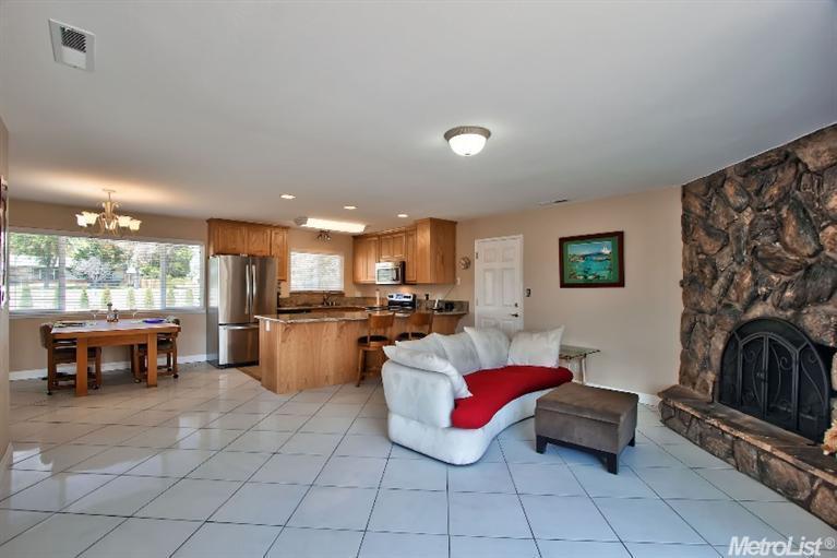 9543 Dillard Rd, Wilton, CA 95693 photo 6
