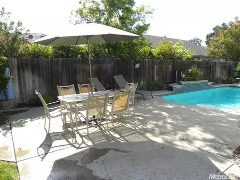 4722 Hackberry Ln, Carmichael, CA 95608 photo 3