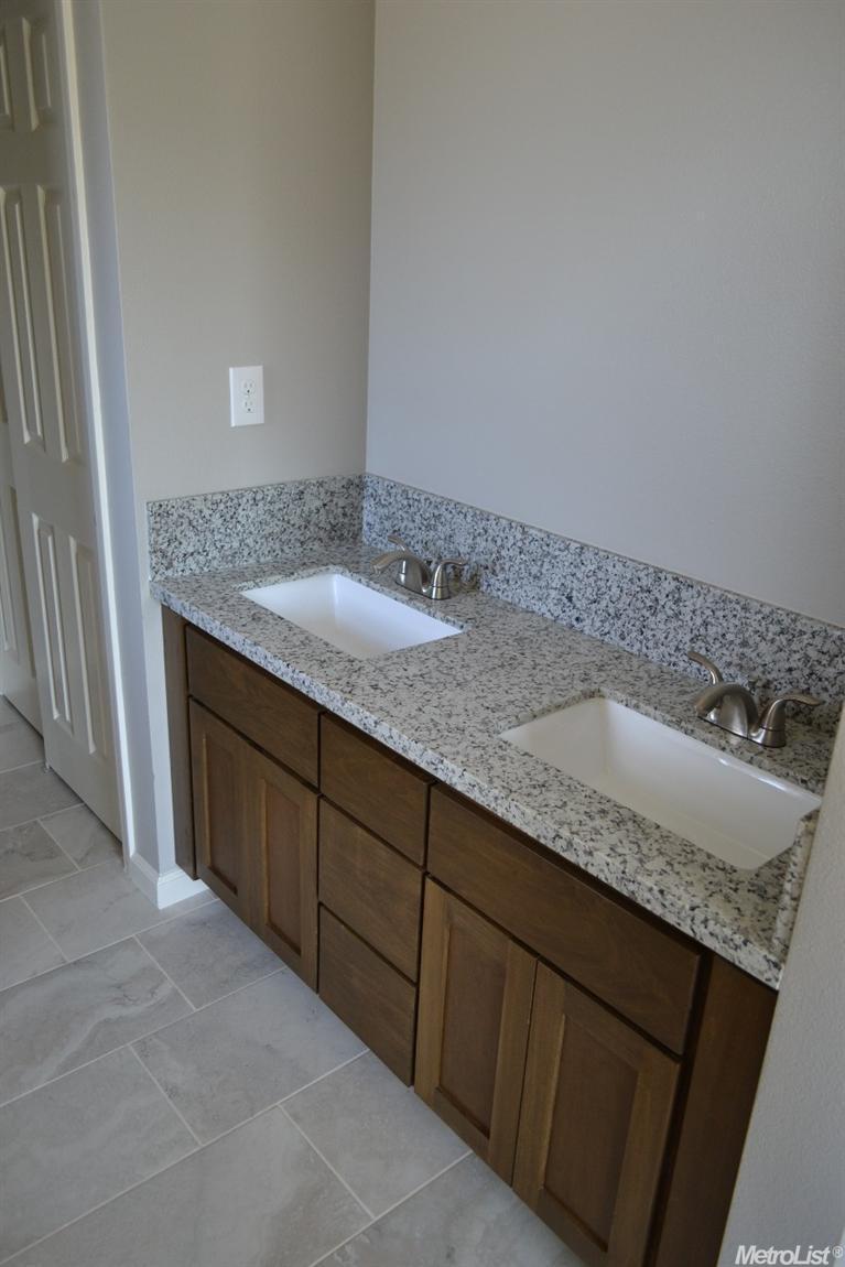 244 Quiet St, Ripon, CA 95366 photo 18