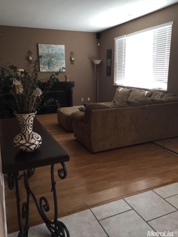 1377 Peppertree Way, Tracy, CA 95376 photo 5