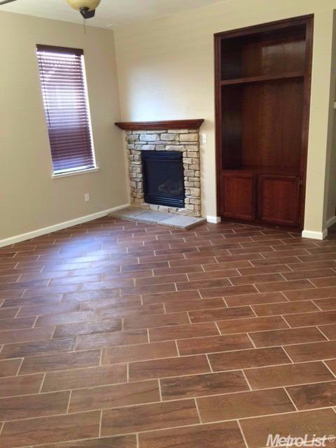 950 Courtyards Loop, Lincoln, CA 95648 photo 3