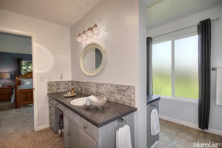 10031 Collings Rd, Wilton, CA 95693 photo 14