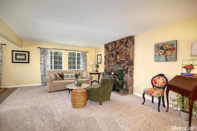 10031 Collings Rd, Wilton, CA 95693 photo 2