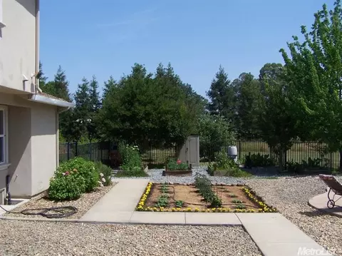 8677 Berry Rd, Wilton, CA 95693 photo 18