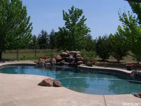 8677 Berry Rd, Wilton, CA 95693 photo 11