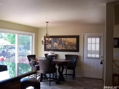 8677 Berry Rd, Wilton, CA 95693 photo 3