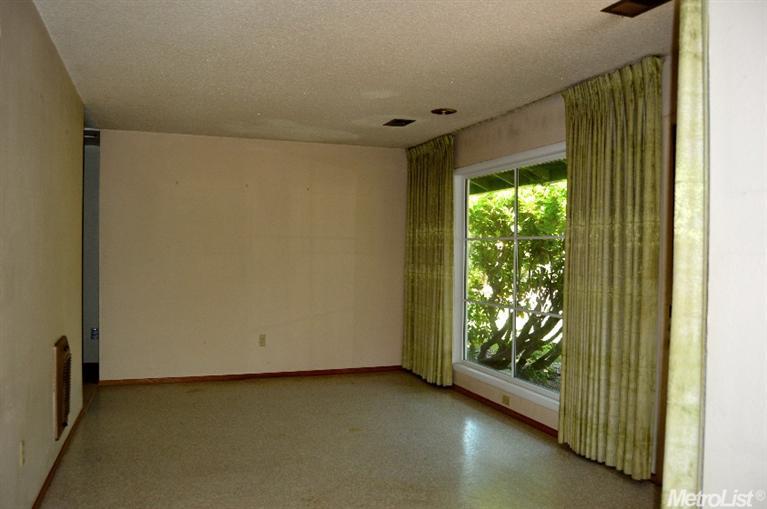8948 Cherry Ave, Orangevale, CA 95662 photo 9