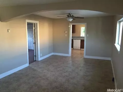 855 High St, Turlock, CA 95380 photo 7