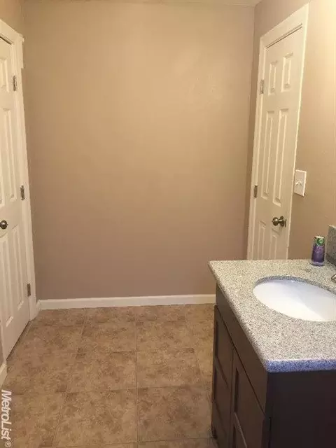 855 High St, Turlock, CA 95380 photo 13