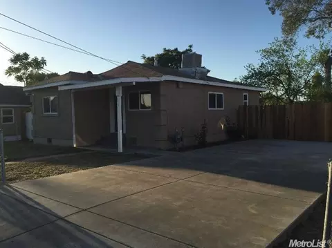 855 High St, Turlock, CA 95380 photo 2