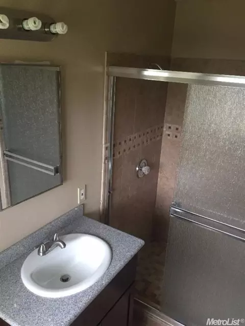 1640 Locke Rd, Modesto, CA 95355 photo 14
