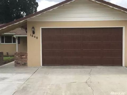 1640 Locke Rd, Modesto, CA 95355 photo 3