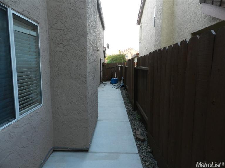 3921 Shawnee Dr, Modesto, CA 95356 photo 22