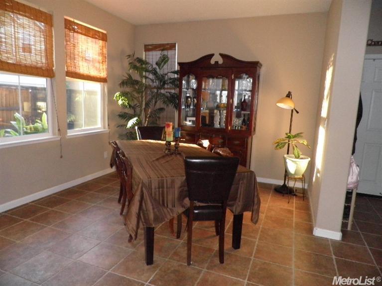 9392 Vintner Cir, Patterson, CA 95363 photo 8