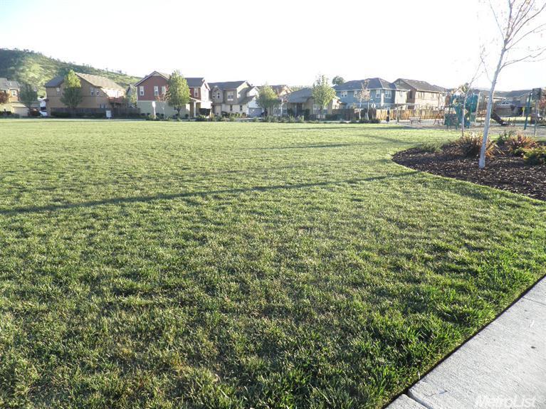 9392 Vintner Cir, Patterson, CA 95363 photo 3