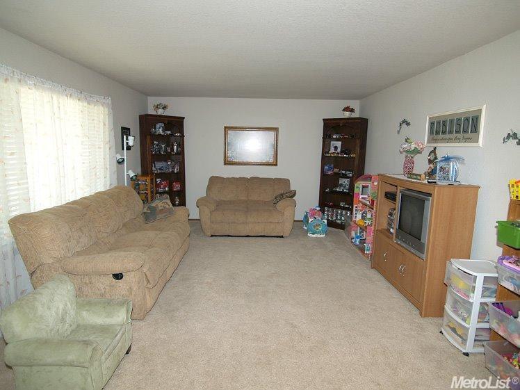 191 Weyer Rd, Modesto, CA 95357 photo 4