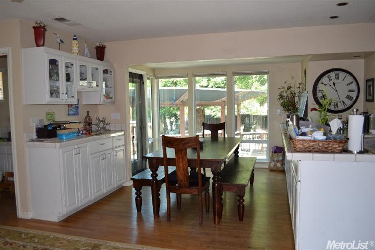 4266 Oak Knoll Dr, Carmichael, CA 95608 photo 7