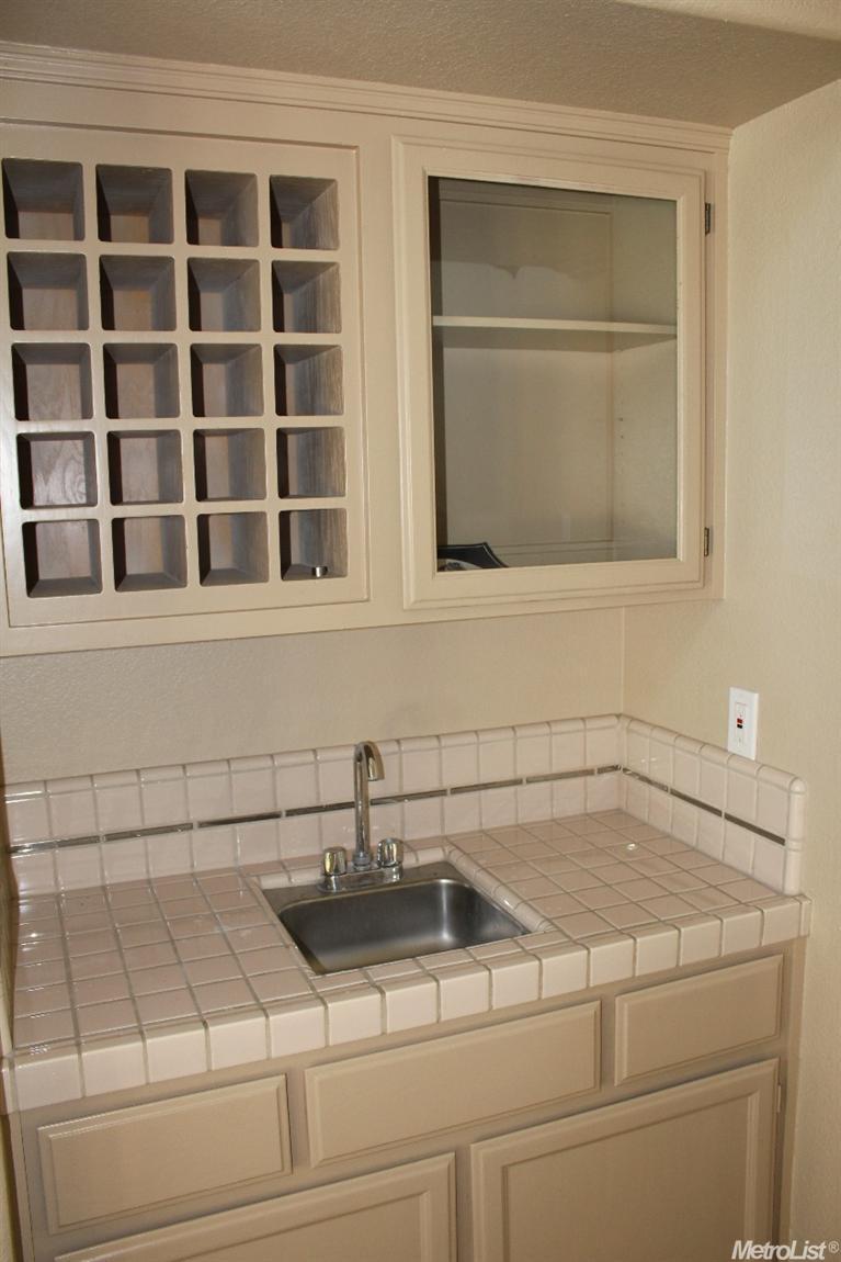 2308 Cornerstone Ct, Modesto, CA 95355 photo 8