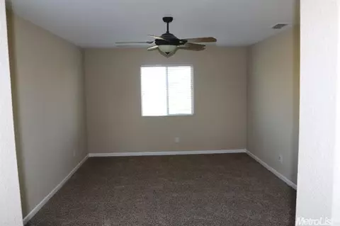 10882 Woodring Dr, Mather, CA 95655 photo 10