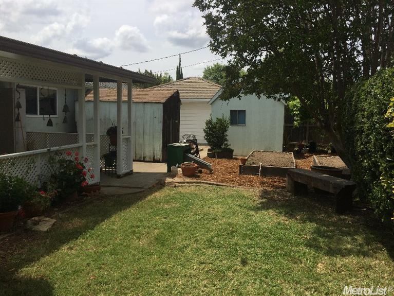 1907 W Elm, Lodi, CA 95242 photo 9