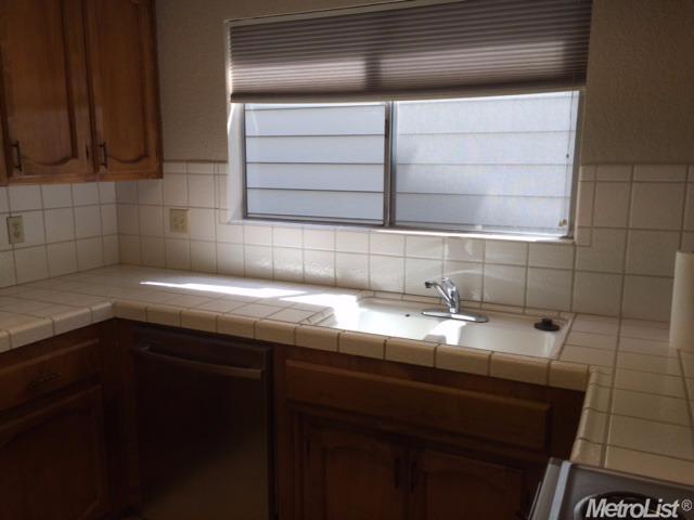 2320 Bromwich Ct, Modesto, CA 95356 photo 5