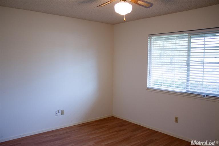 2264 Seattle Ct, Turlock, CA 95382 photo 14