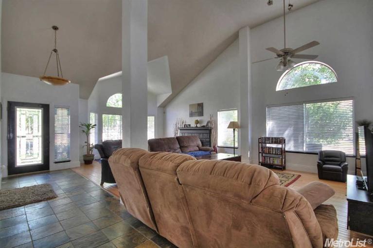 1891 Petrig Ct, Tracy, CA 95376 photo 4