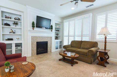 2389 Shadow Berry Dr, Manteca, CA 95336 photo 6