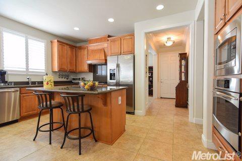 2389 Shadow Berry Dr, Manteca, CA 95336 photo 12