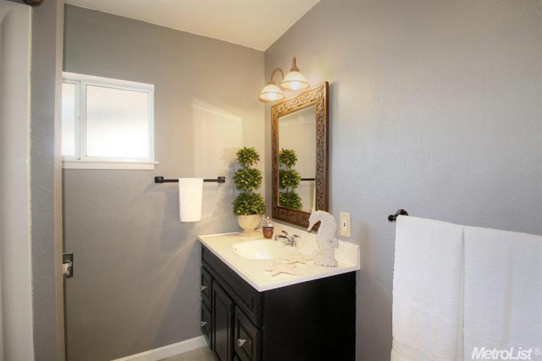 3903 California Ave, Carmichael, CA 95608 photo 9