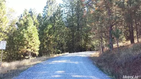 20550 Smith Rd, Mountain Ranch, CA 95246 photo 1