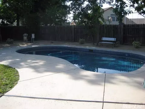 5206 Heather Pine Ct, Antelope, CA 95843 photo 4