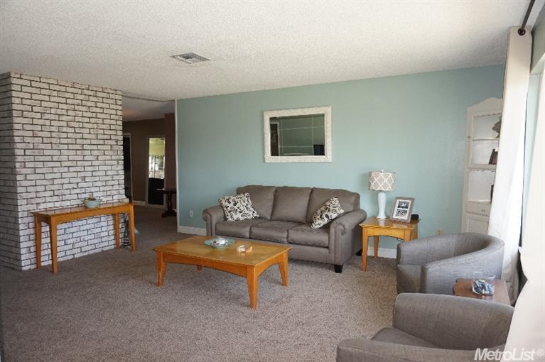 1495 Michelle Ave, Tracy, CA 95376 photo 4