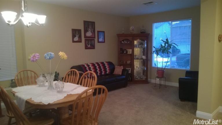 348 Burlington Dr, Tracy, CA 95376 photo 4