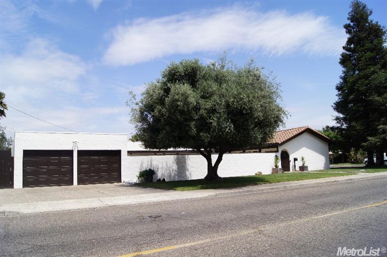 491 E Tuolumne Rd, Turlock, CA 95382 photo 1