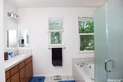 1156 Rosette Ln, Tracy, CA 95376 photo 8