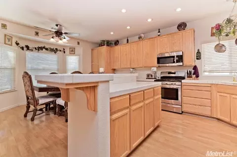 3889 Wright St, Turlock, CA 95382 photo 8