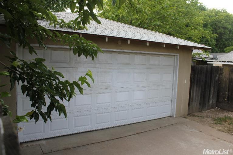 419 N Emerald Ave, Modesto, CA 95351 photo 9