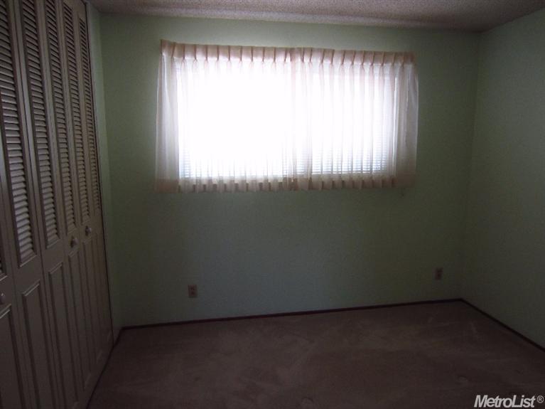 4965 Hillhurst Dr, Fair Oaks, CA 95628 photo 14