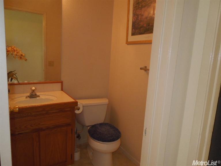 1725 Cashmere Dr, Modesto, CA 95355 photo 7