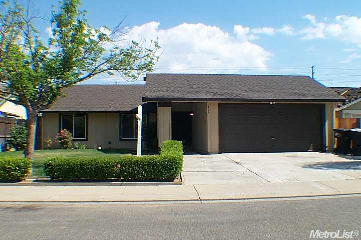 3821 Wild Palms Dr, Modesto, CA 95355 photo 1