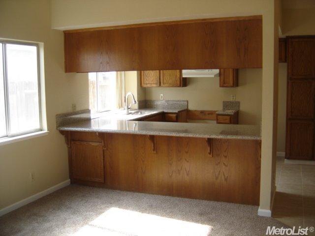 3821 Wild Palms Dr, Modesto, CA 95355 photo 3