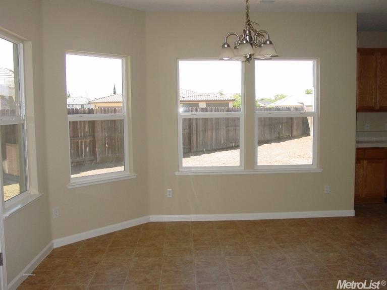 815 Seventh St, Ripon, CA 95366 photo 4