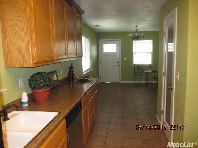 20051 3rd St, Hilmar, CA 95324 photo 13