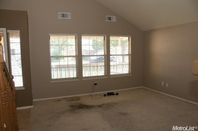 2720 Puccini Pl, Modesto, CA 95358 photo 4