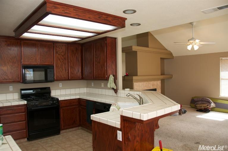 2720 Puccini Pl, Modesto, CA 95358 photo 8